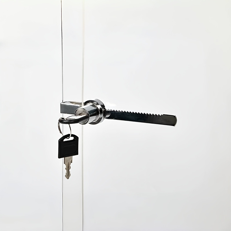 Un set di serrature per vetrine, progettate per porte scorrevoli in vetro, include serrature per scatole in vetro e vetro scorrevole, completo di chiave