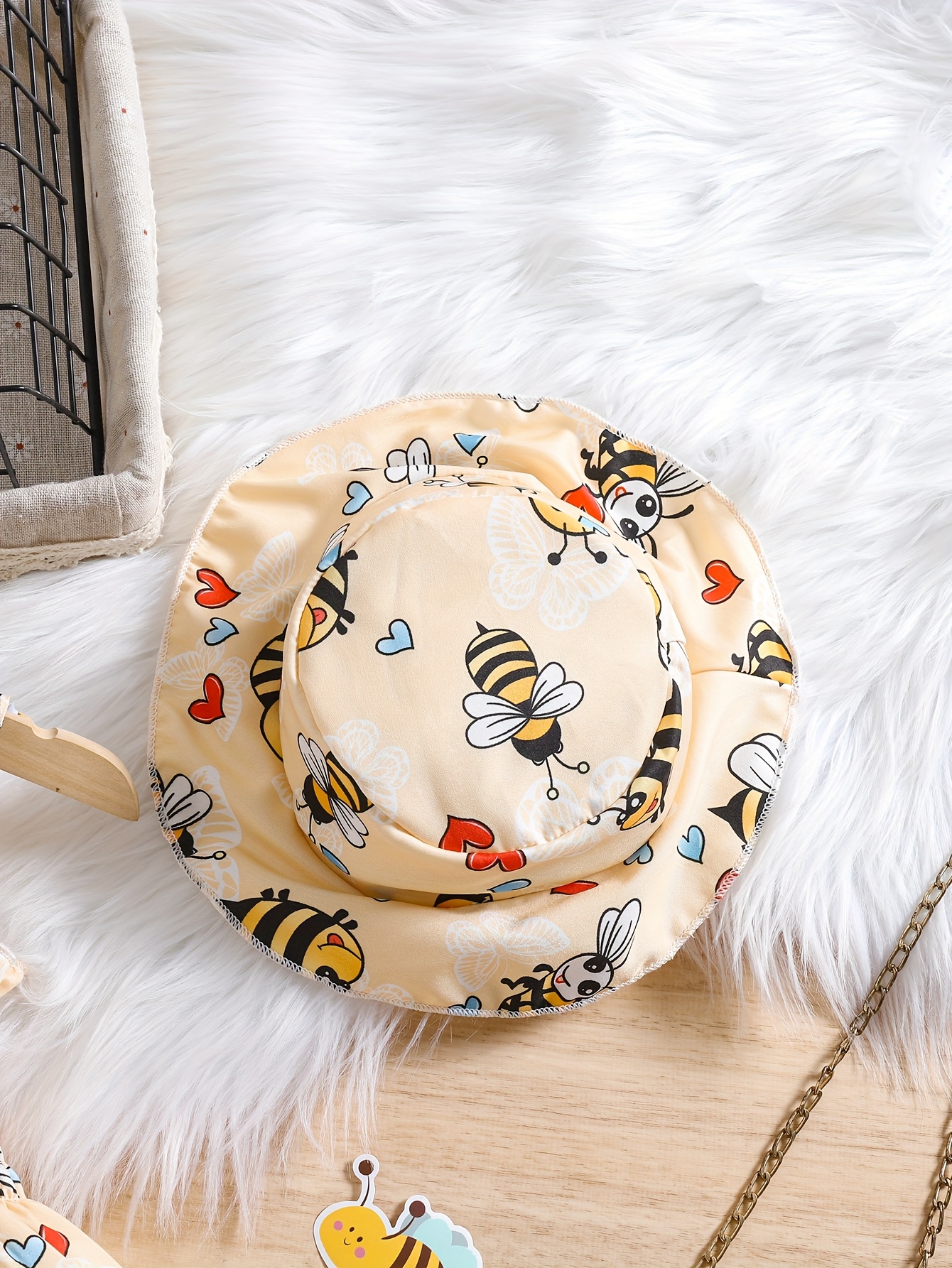 years old girls summer cute bee sleeveless dress hat two