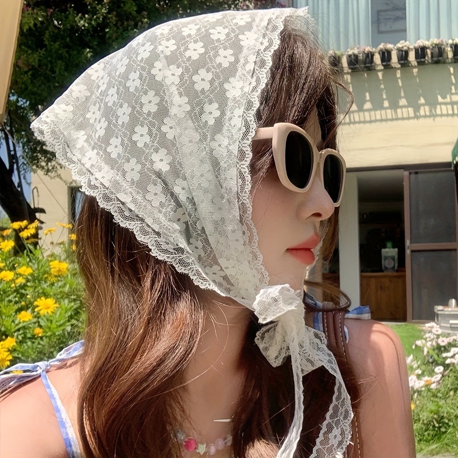 

Chic Scarf - Vintage White Floral Headscarf, Style Hair Accessory For Women