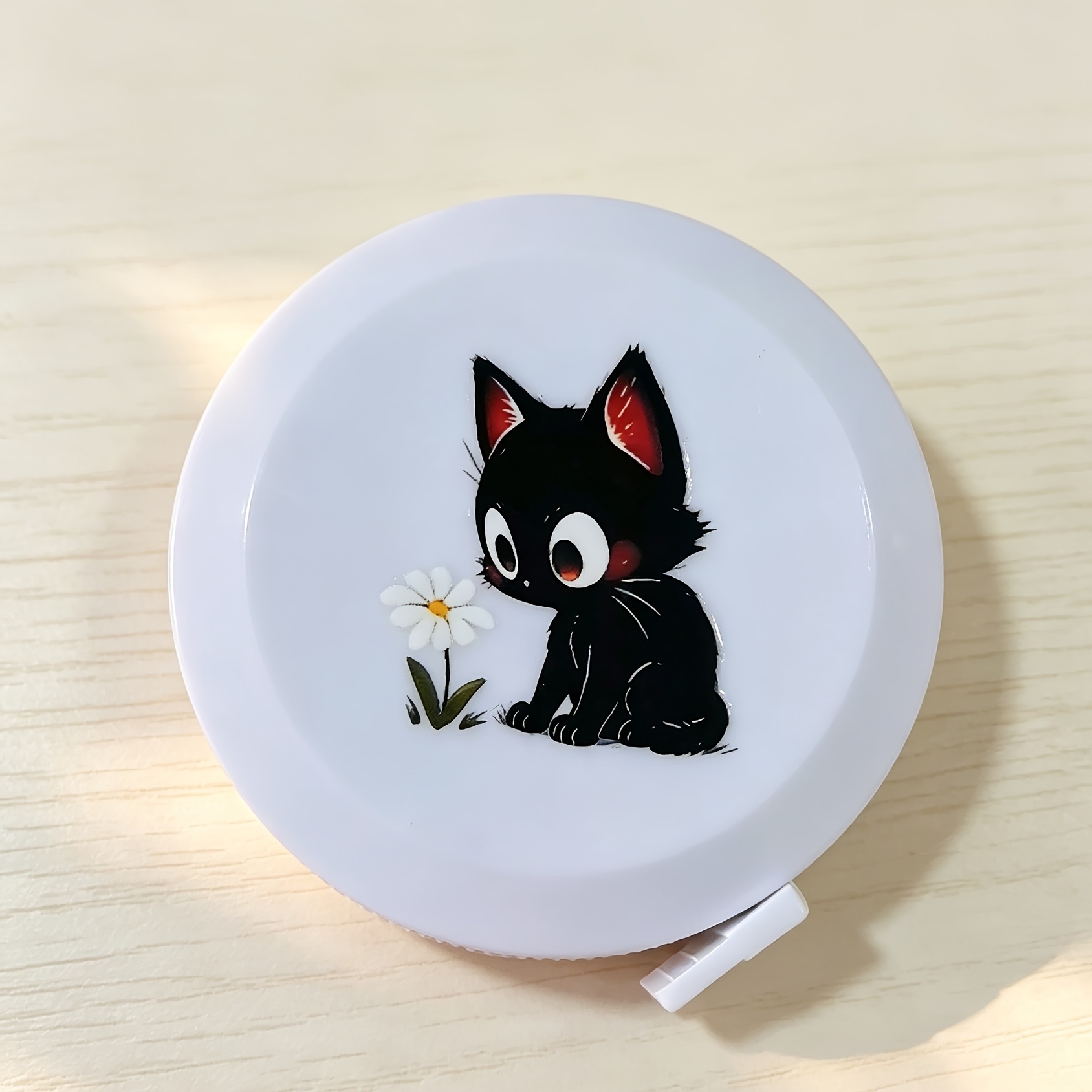 TEMU Cute Cat Mini Telescopic Measuring Tape With Retractable Tape & Locking Mechanism - 150cm/60inch Scale Dual Scale Ruler Suitable For Body