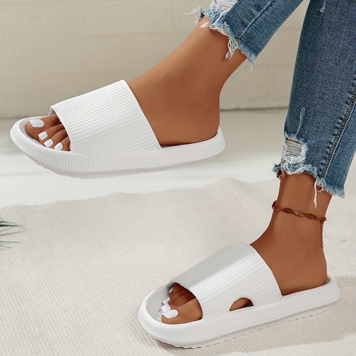 Solid Color EVA Pillow Slides, Soft Sole Anti-Odor & Anti-Slip Bathroom Shoes, Comfy Unisex Home Cloud Slides