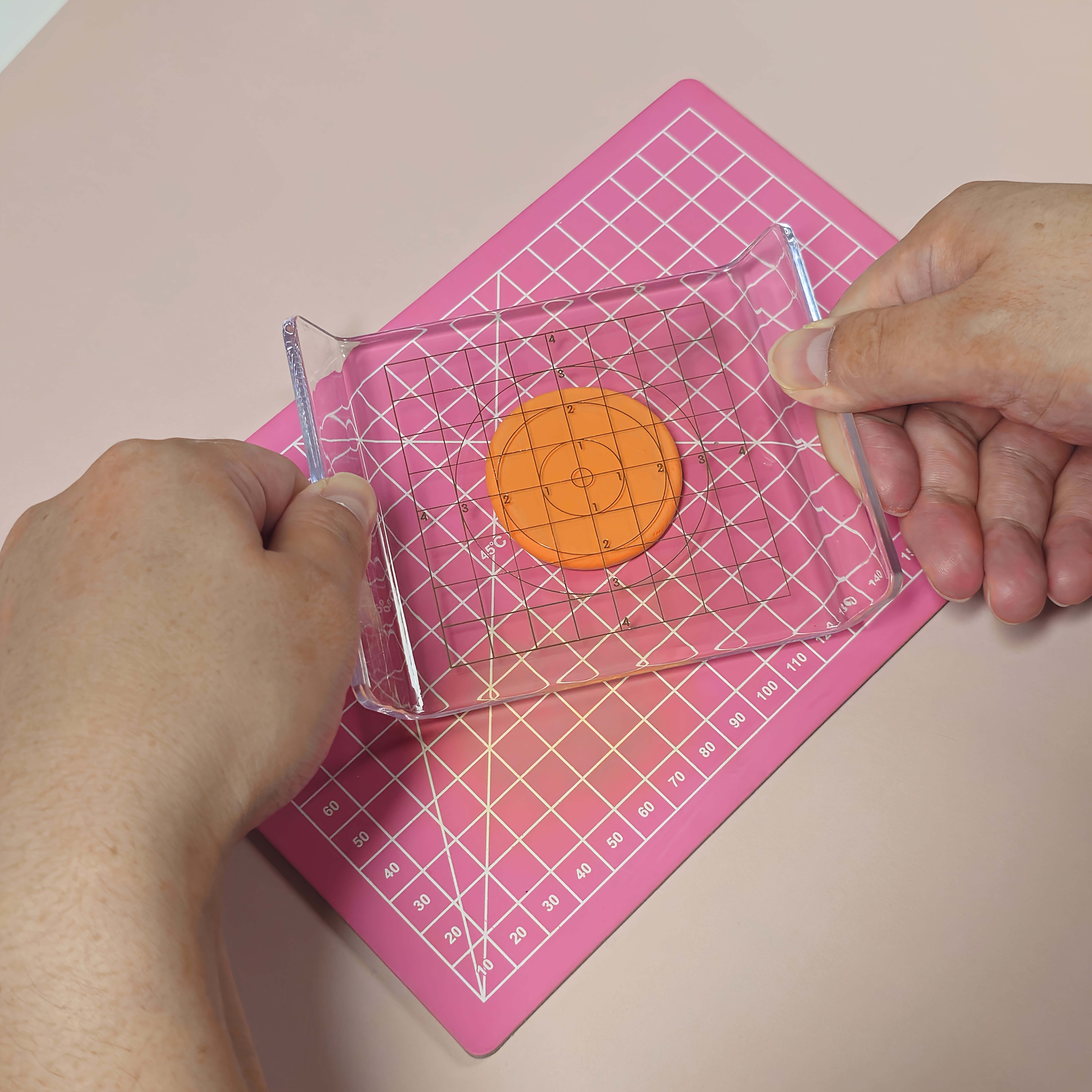 

U-shaped Acrylic Clay Board With Grid And Measurement Marks - Diy Crafts And Sculpting