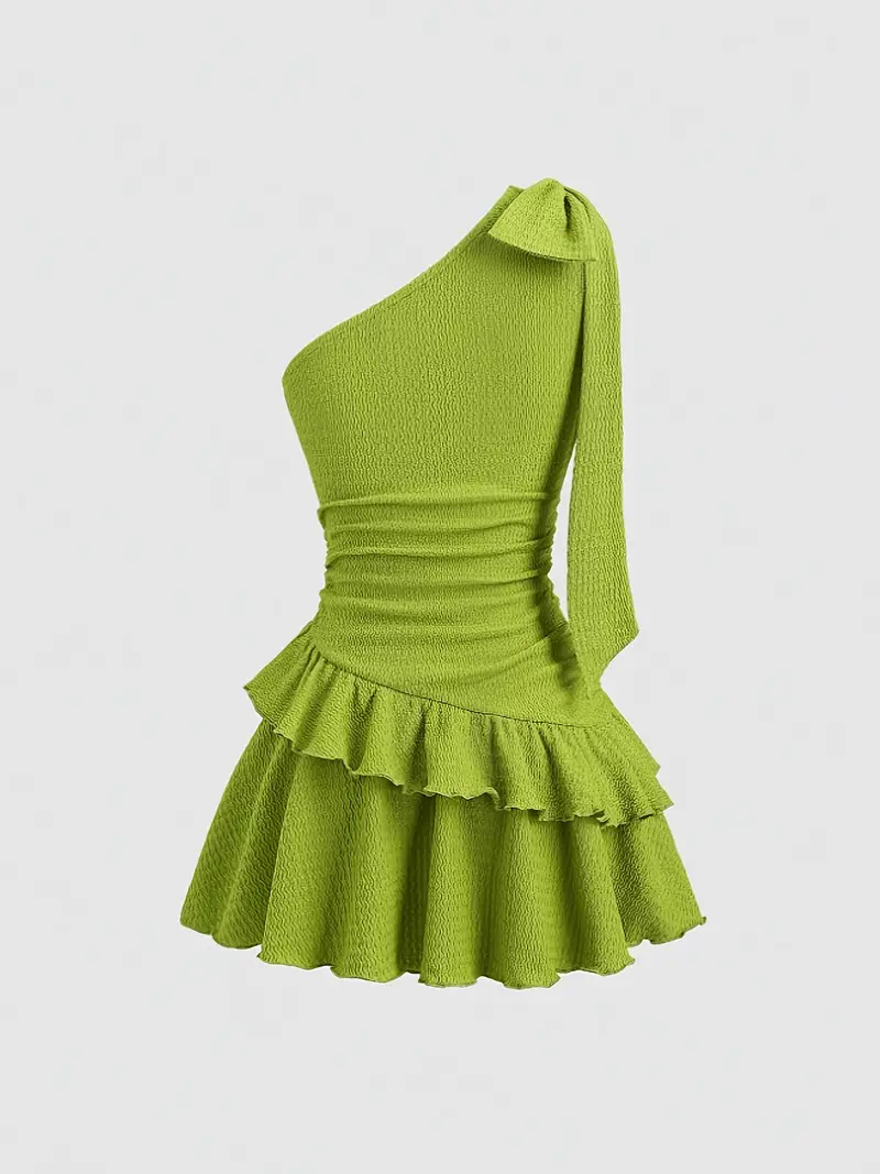 accessories for asymmetrical dress Replying to @Tiffrunsamarathon #greenscreen jewelry guide on what to wear with a one shoulder dress #jewelrytiktok #jewelrytips #personalwardrobestylist
