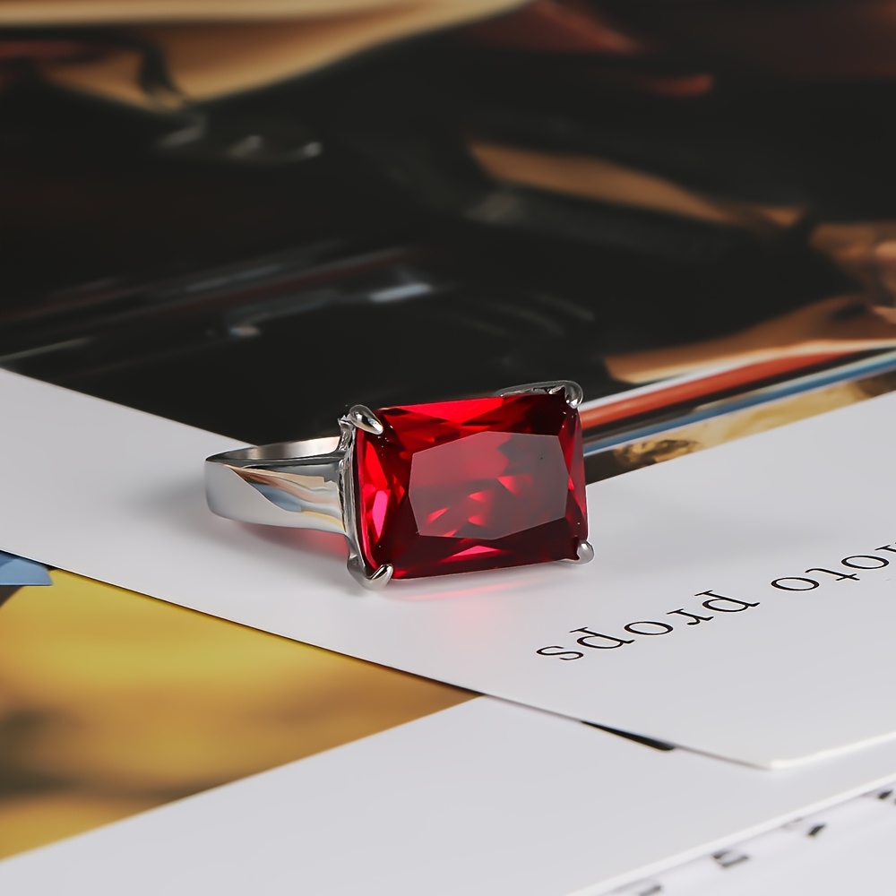 Y2K Red Queen 304 Stainless Steel Ring, Unisex Design