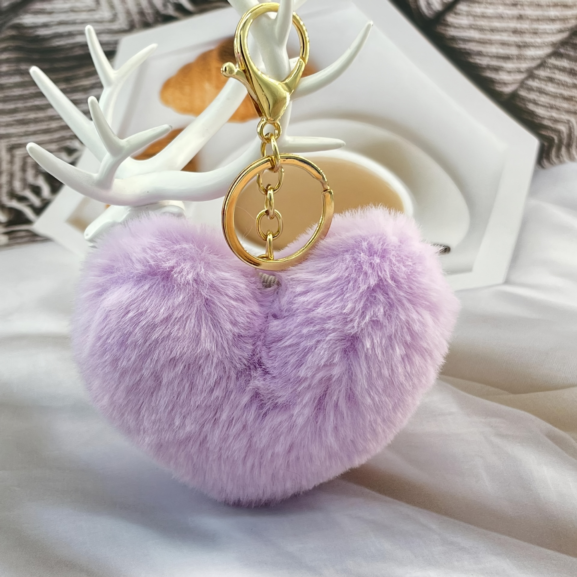 TEMU Nuovo portachiavi a forma di cuore in peluche da donna, accessorio per borsa elegante e pratico, design a cuore lucido e soffice | per il