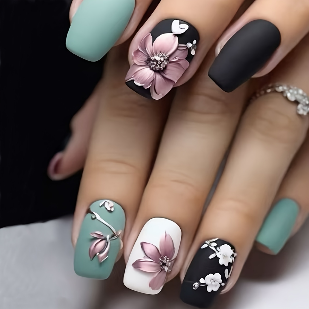 TEMU 24pcs Press-on Fake Nails, Nail Art Design, Ink Black Light Green, Flowers Blooming At The Tips, Exquisite Details Like A Poem. Nail Art, But A