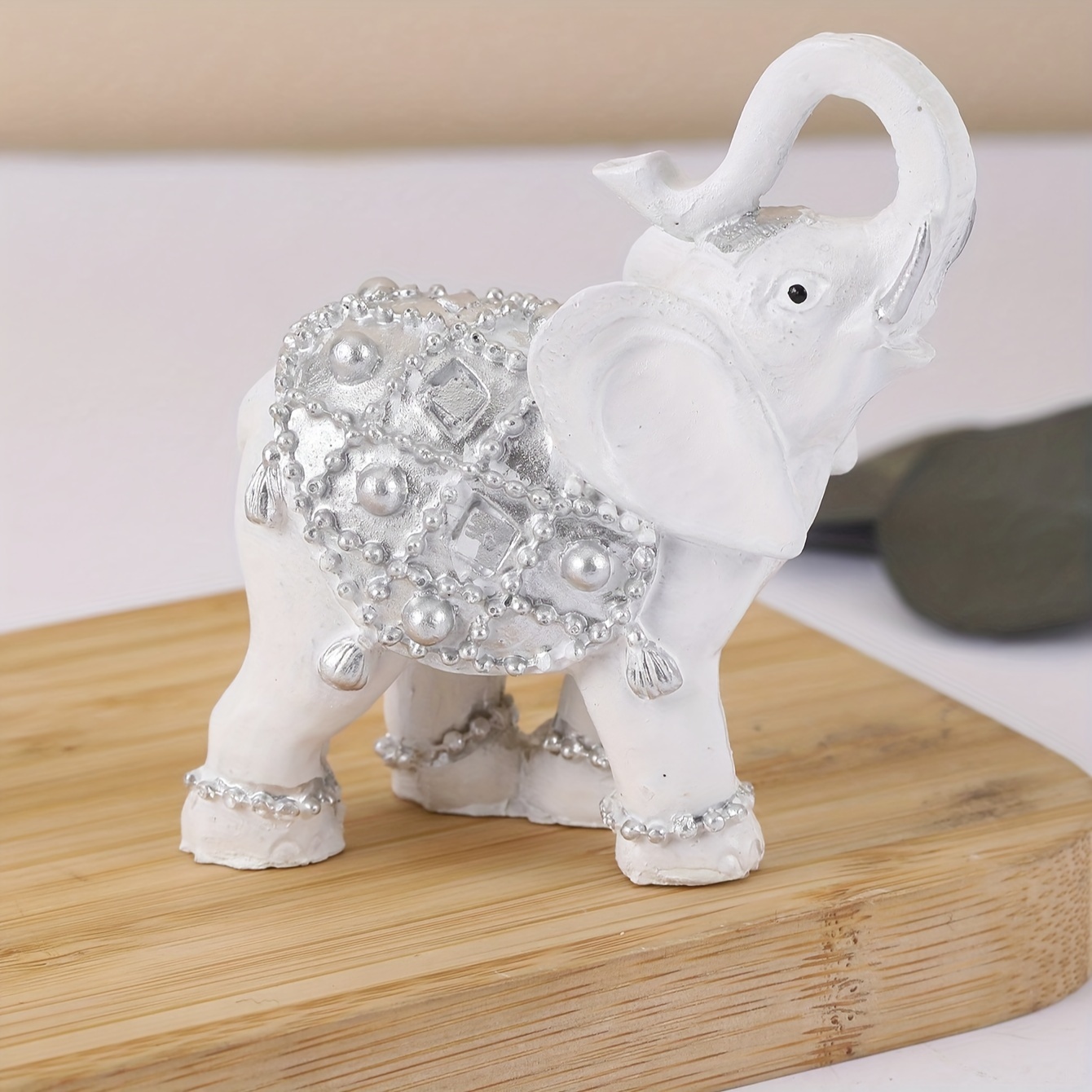 european style small elephant craft ornament Product details 0