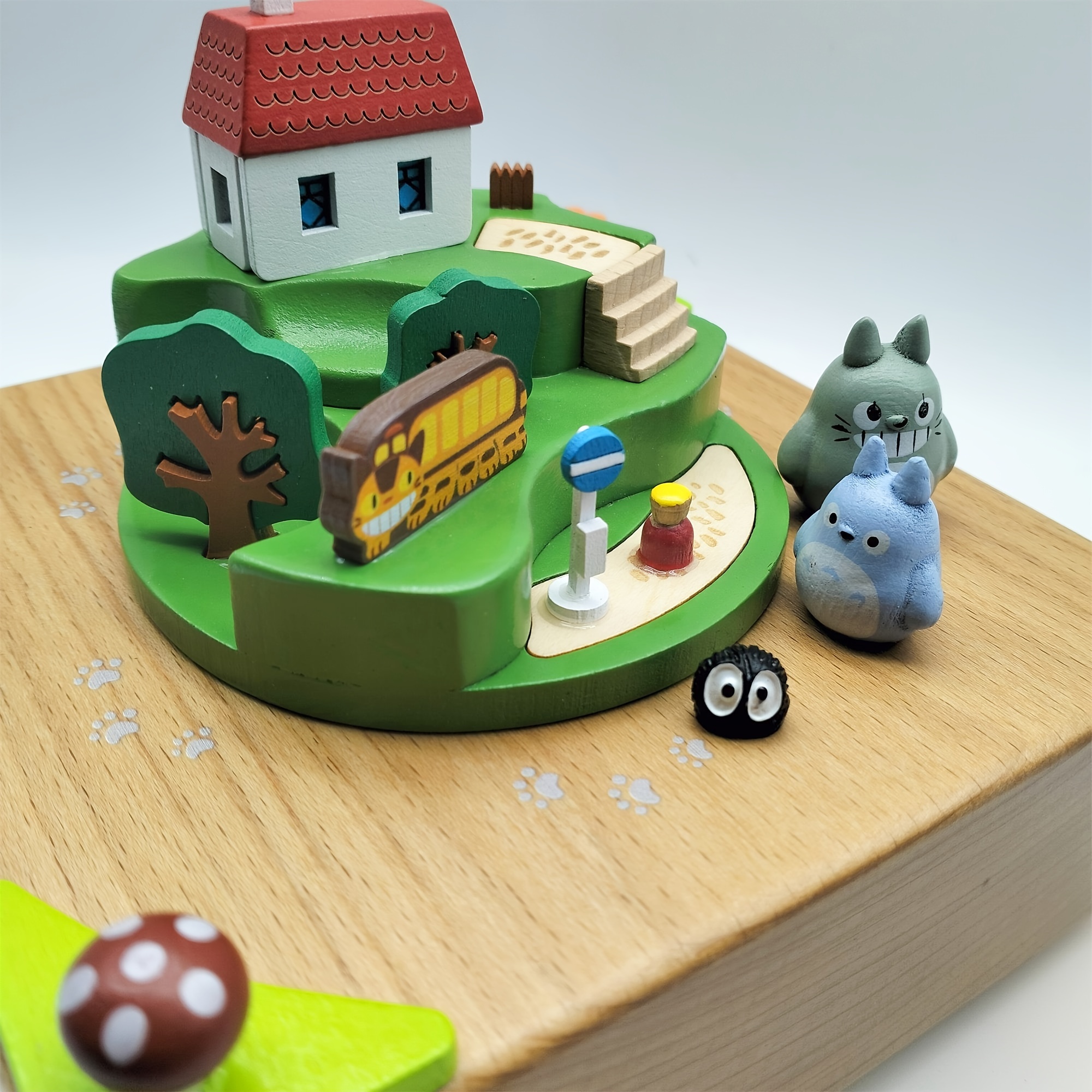 

Rustic Wooden Musical Box With Animal Figurines - Handcrafted Wind-up Mechanism, No Battery Required - Charming Room Decor And Creative Gift For Family, Friends, And Loved Ones