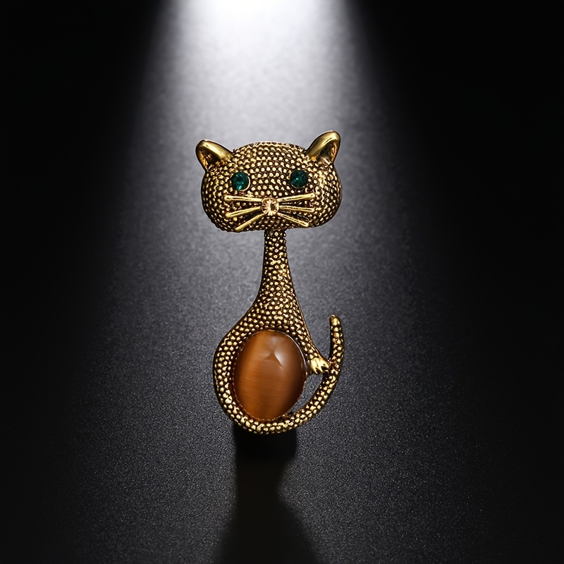 TEMU Broche de gato desgastado y diseño de animal , con una . Ojos de pedrería combinados con piedra . de llevar y unisex, lo que lo convierte en una