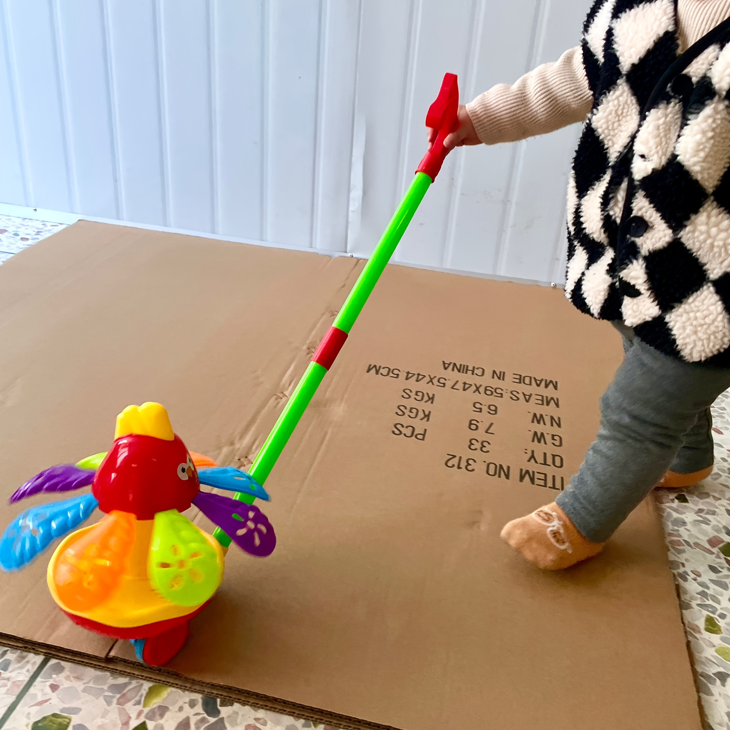 Interactive Turtle & Chick Push-Along Toy Cart with Rotating Wings, Bells & Flowers - Colorful Educational Learning Toy for Toddlers, Birthdays, Holidays (Random Colors), Toddler Entertainment, Playful Design, Sturdy Push Handle, Birthday Gift, Safe Material, Early Learning