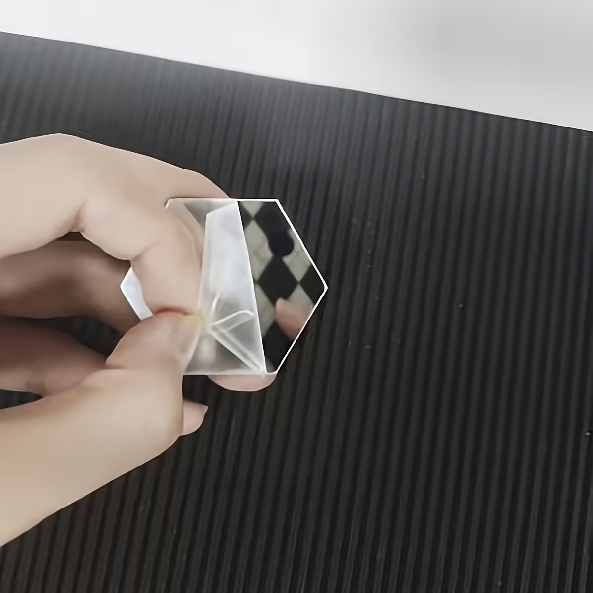48 piezas, Adhesivos de pared hexagonales de espejo acrílico - Autoadhesivos, Espejos decorativos 3D, Dorados y plateados, Adecuados para la renovación de habitaciones, Decoración moderna de pared de fondo para el hogar