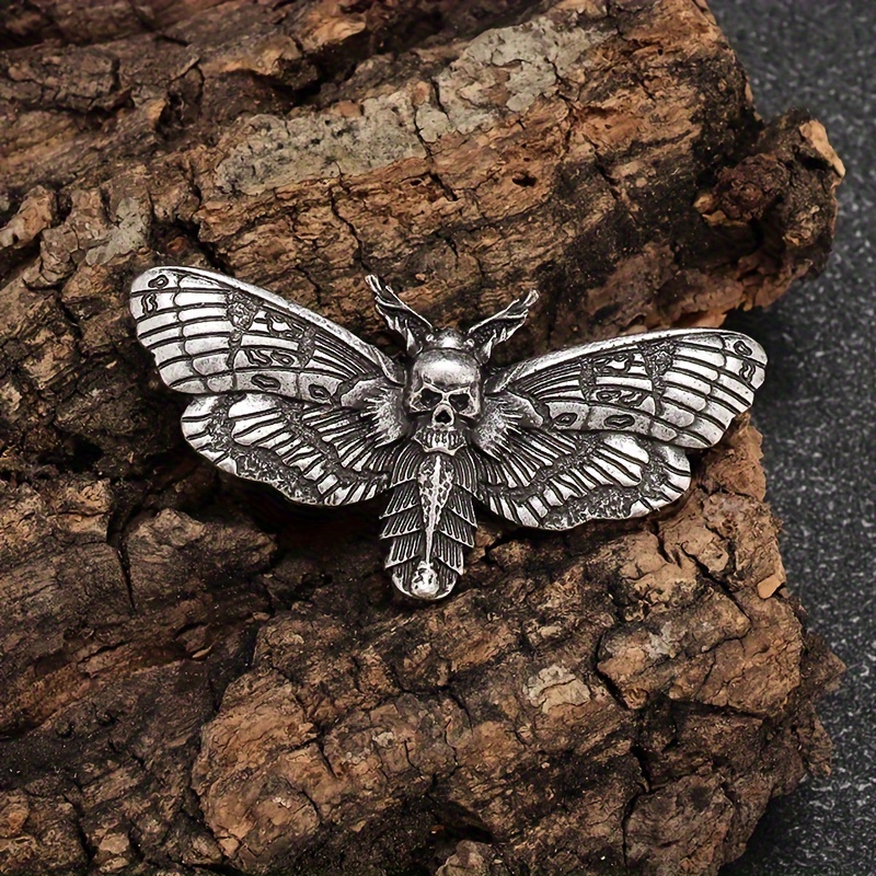 TEMU Broche en alliage avec motif de gothique et papillon, un accessoire vintage et élégant adapté aux hommes et aux femmes. Parfait pour les vestes,