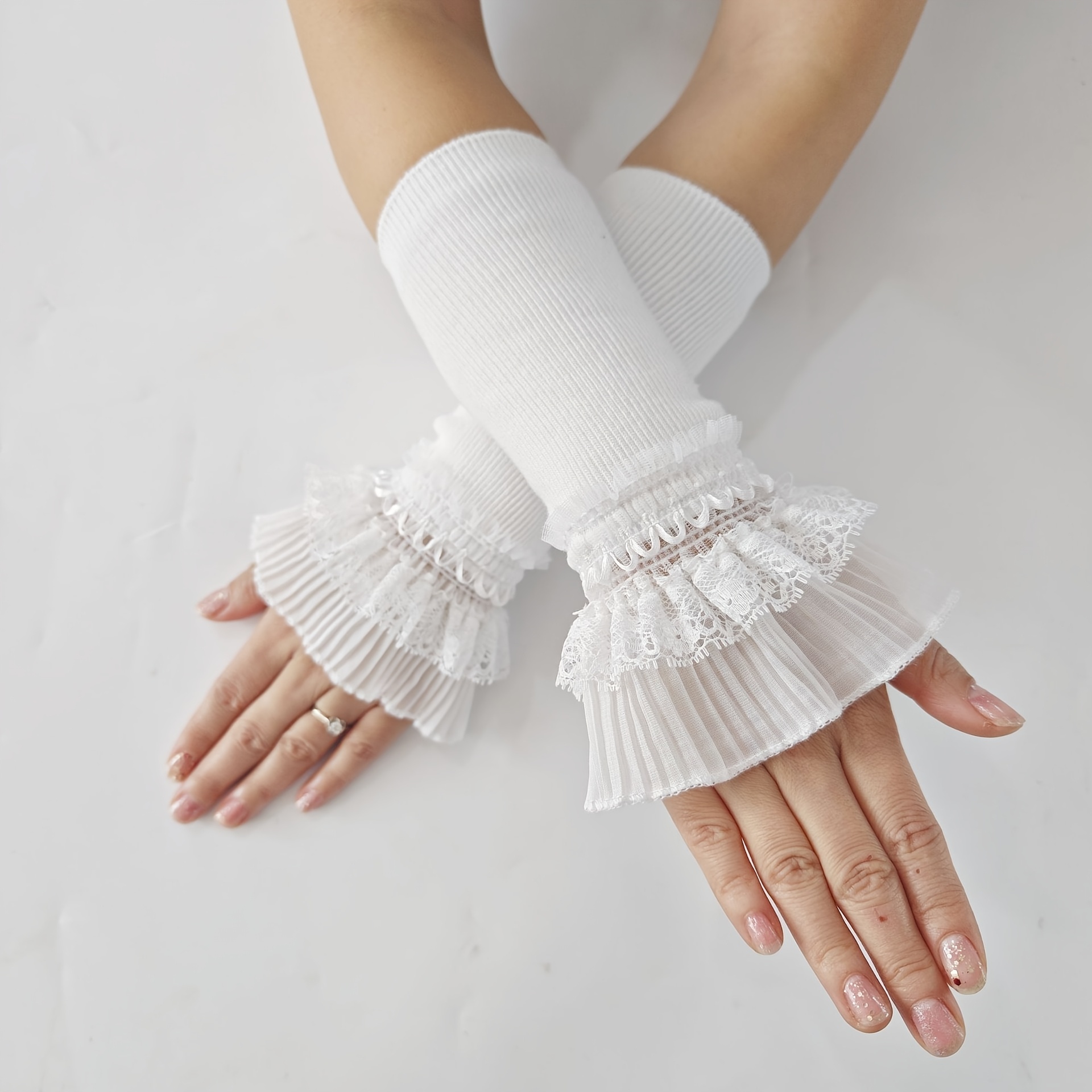 TEMU A Pair Of Long Knitted Gloves For Autumn And Winter, Featuring Warm Yarn And Lace Trim, Suitable For Weddings, Birthdays, Anniversaries, And
