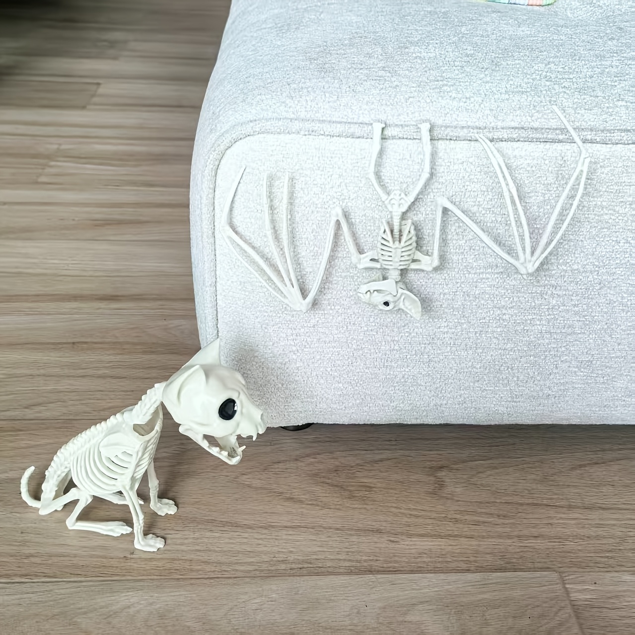 Image of 2pcs Set, Halloween Realistic Fun Kitten Bat Skeleton Decor Combination, Removable Cat Chin, Decoration Ornaments, Party Entrance Props