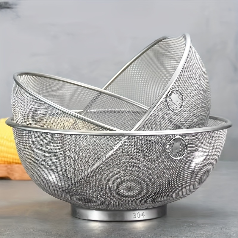 

Set Of 3 Stainless Steel Colanders With Handles, Fine Mesh Strainers, Metal Sieve Filters For Pasta, Vegetables, Rice, Fruit, Kitchen Drain Basket Essentials