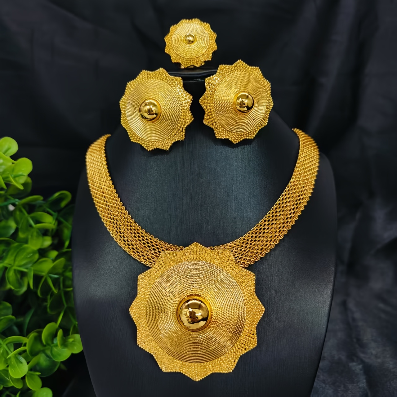 3pcs fashion womens golden jewelry set necklace earrings - Temu Bahrain