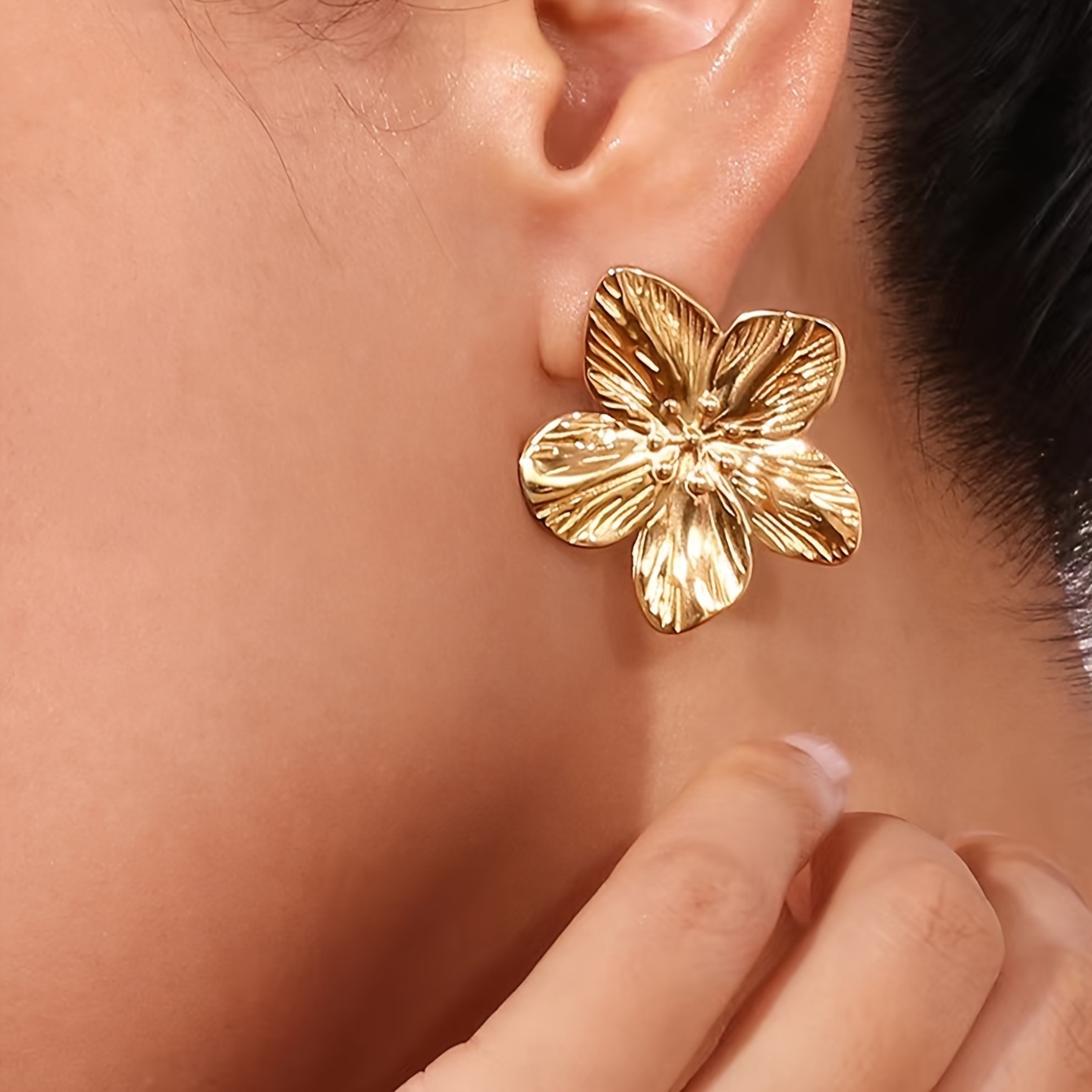 

Bohemian Style 1 Pair Geometric Fashion Temperament Elegant Flower Stud Earrings For Women, Unique Design Statement Earrings