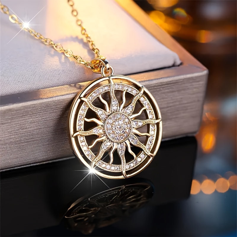 

Elegant And Exquisite Shining Gemstone Sun Pendant Necklace, A Versatile And Fashionable Jewelry Gift Ideal Choice For Gifts