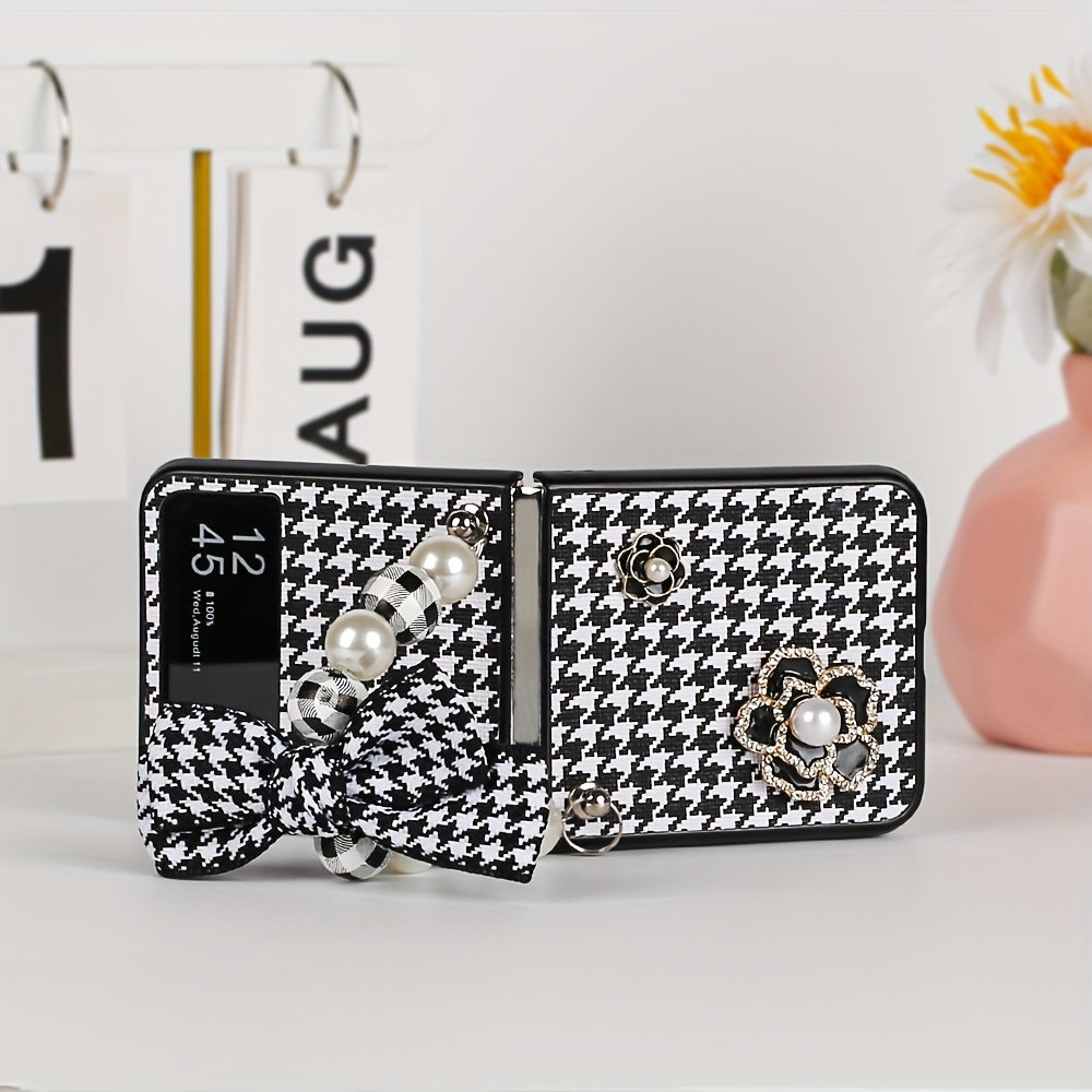 

Classic Pc Material Folding Style Fashionable Checkered With Bow And Pearl Lanyard Suitable For Zflip3/zflip4/zflip5 Mobile Phone Protective Case