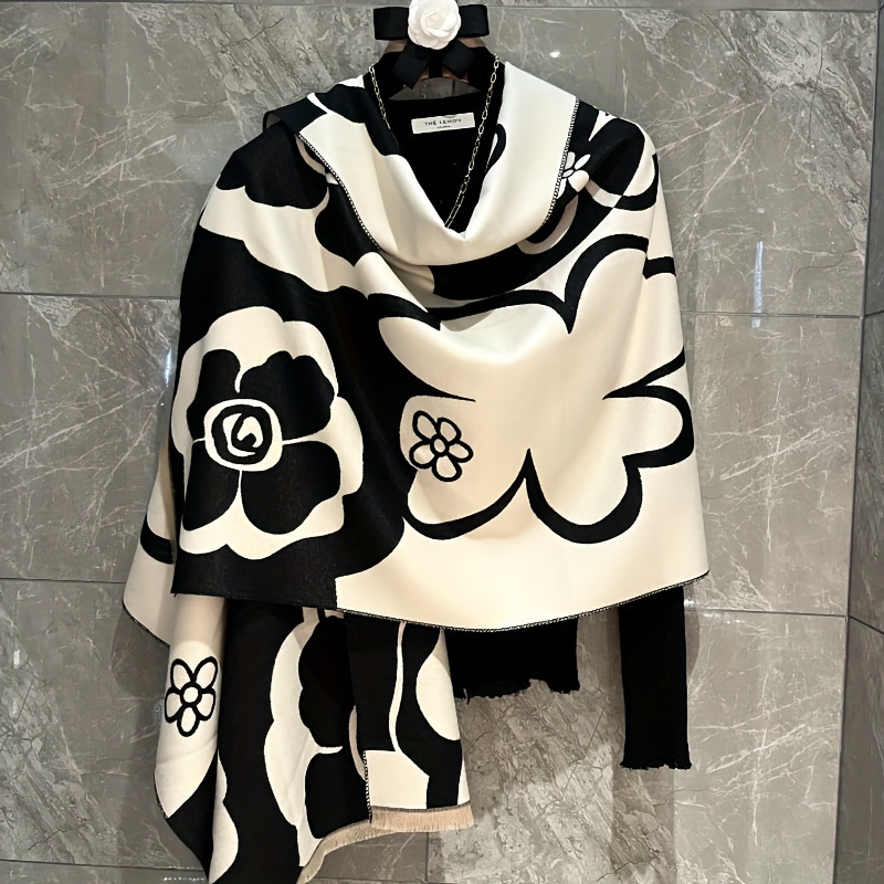 

Elegant Flower Shawl Wrap - Breathable & Warm Polyester Scarf For Women | Chic Black & White, Spring/summer | Fashion Accessory For Beach & Casual Wear