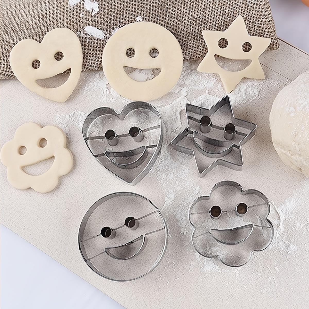 

4pcs Stainless Steel Set, And Holiday Shapes Biscuit Mold, For Diy Creative Baking, Christmas For Treats