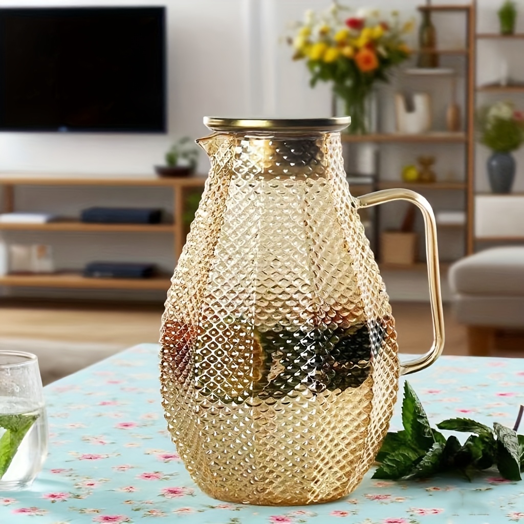 TEMU Jarra de con de diamantes de estilo de lujo. Esta jarra es un vaso de agua estético dorado para el hogar y la decoración, con de diamantes 3D,