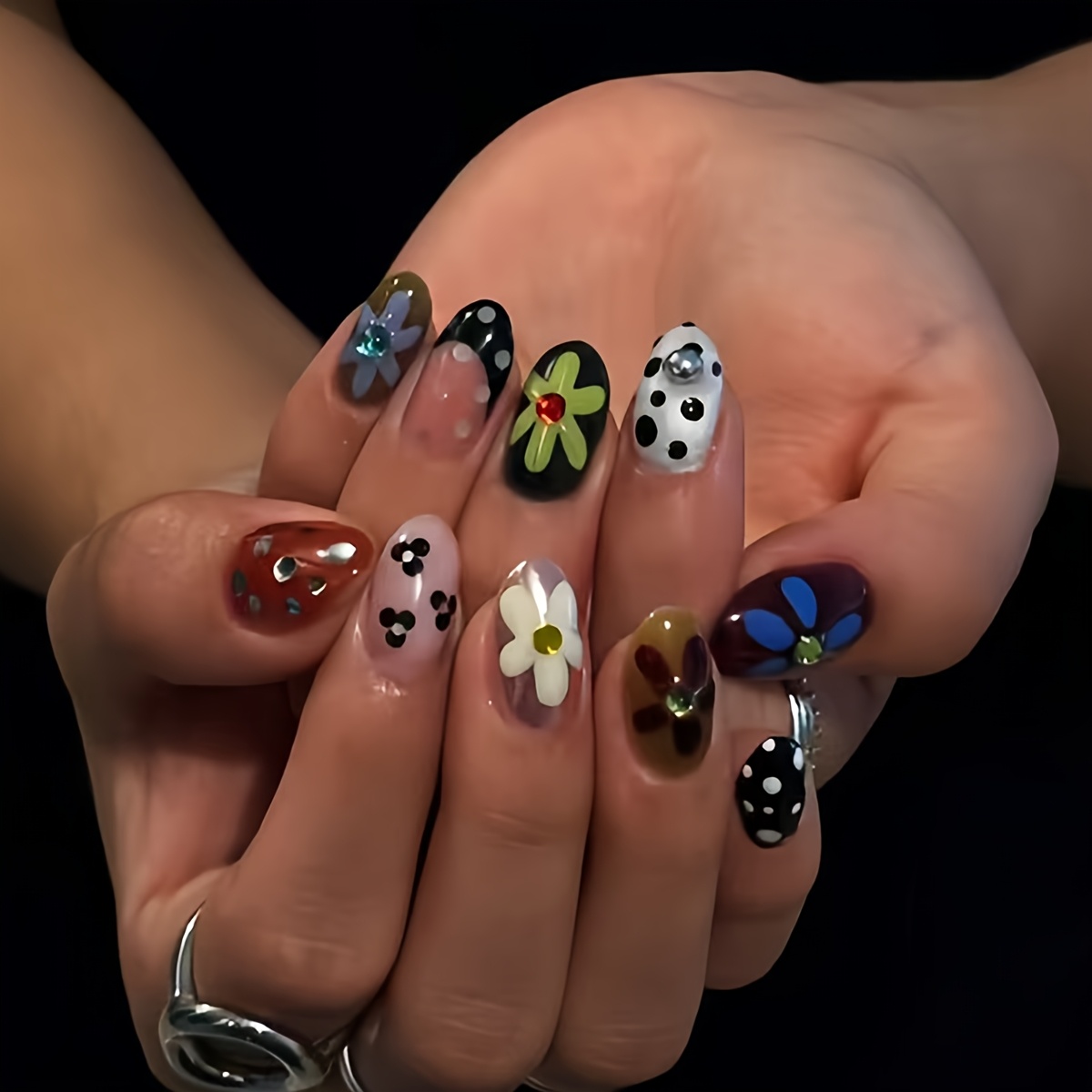 TEMU 24pcs Trendy, Retro Oval Press On Nails Feature Of Hand-painted Mini Multicolored Flowers And Nails The Vibrant Color Create A Unique