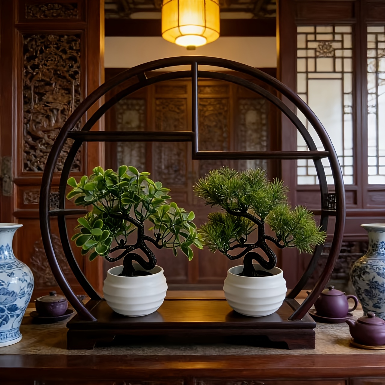 2 Bonsáis Artificiales en Macetas de Plástico Blanco - Decoración Perfecta para Hogar/Oficina/Jardín/Estante, Ideal para Todas las Ocasiones, No Requiere Electricidad