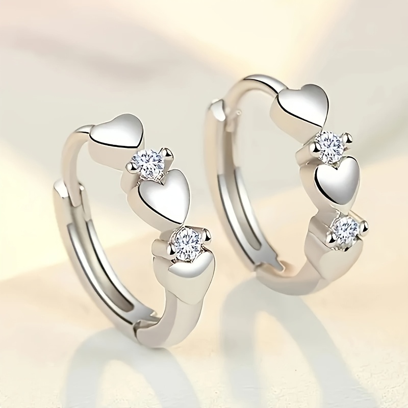 A Pair Of Fashionable Round Heart-shaped Women's Earrings, Set With 3a Grade Zirconia, Elegant Bohemian Style, Suitable For Daily Vacation Dates And Valentine's Day Gifts