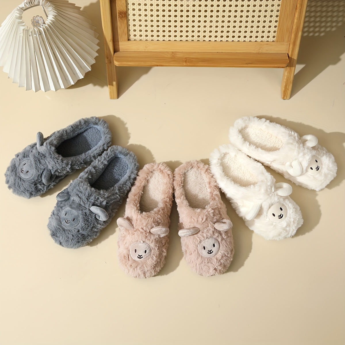 

Winter Indoor Slippers For Women, Cartoon Design, Soft And Cozy, Anti-slip Tpr Sole, Fleece Lining, Home And Outdoor Use