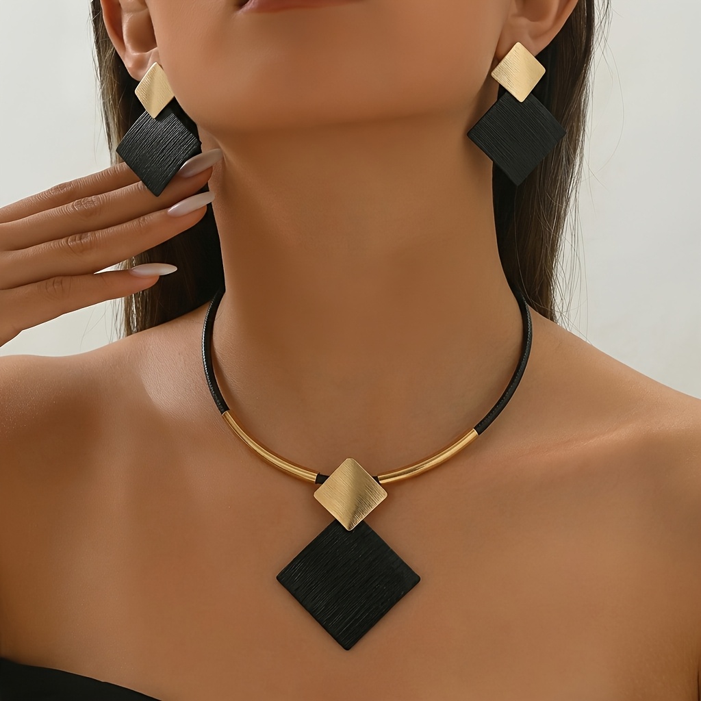 Image of 2pcs Set Women's Choker Necklace And Drop Earrings Set, Geometric Square Color-, Brushed Texture Finish, Black Cord Choker, For Spring/summer Daily Commutes And Parties