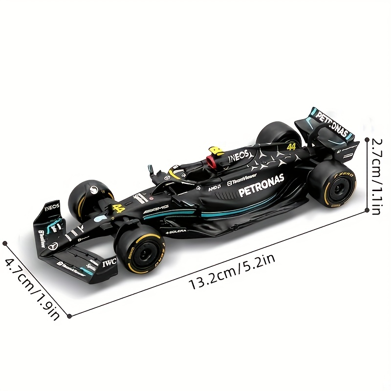 Officieel Burago 2023 schaalmodel 1:43 van de Mercedes-AMG