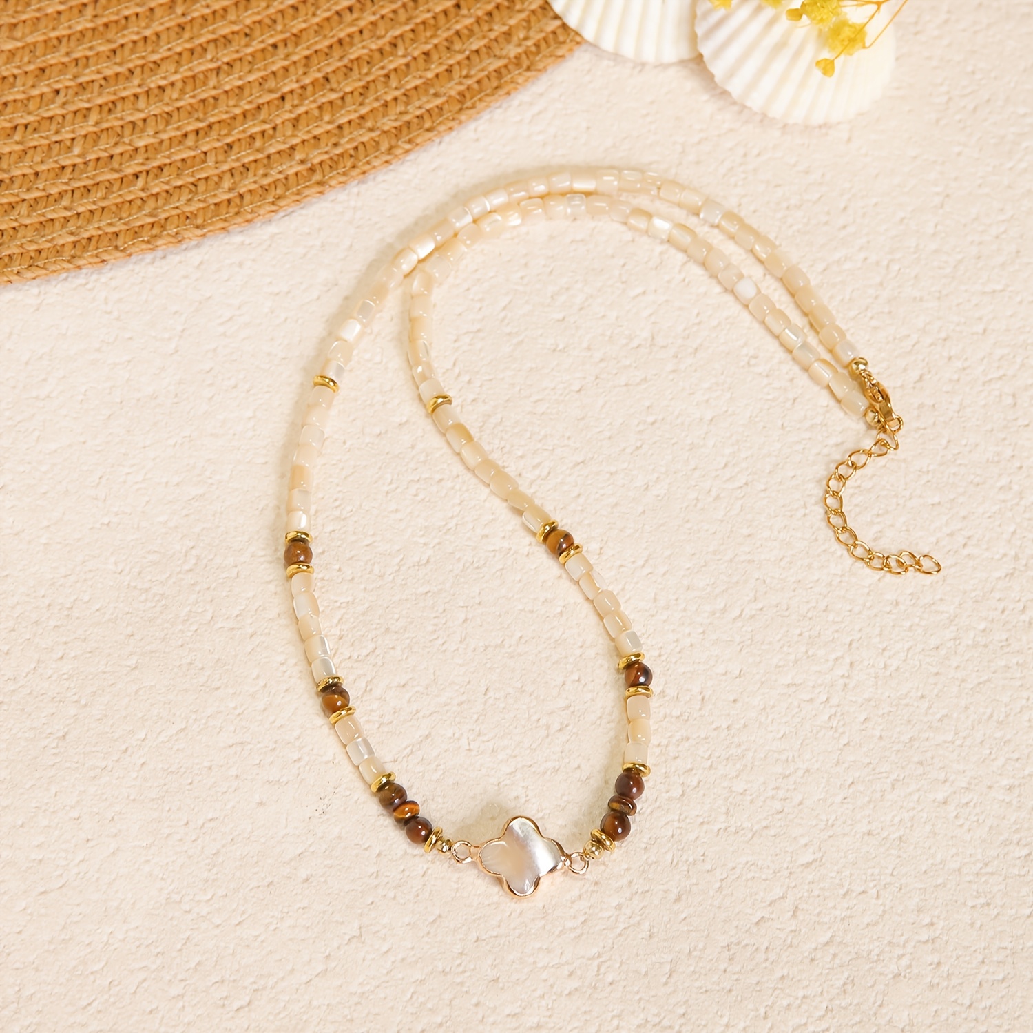 Women's Artificial Shell Pendant Choker Necklace, Boho Vintage Style