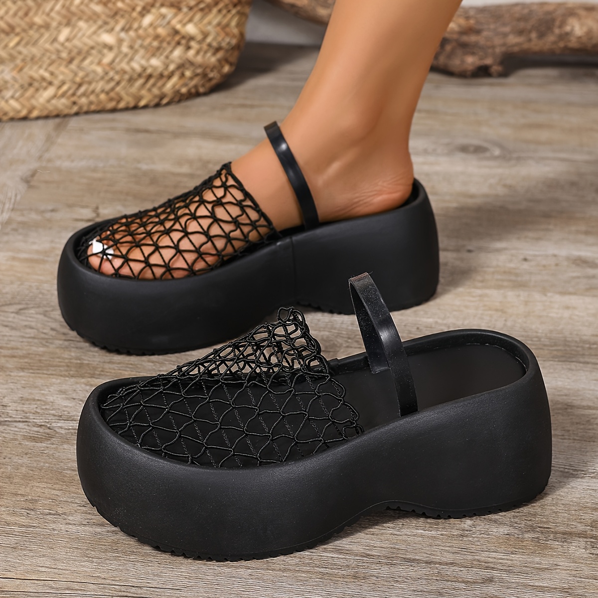 Women'S Casual Slide Sandals - Stylish Comfort with Platform, Thick Sole, and Comfortable Lace Fishnet Upper in Black or Beige. Perfect for Spring and Summer, Ladies' Shoes