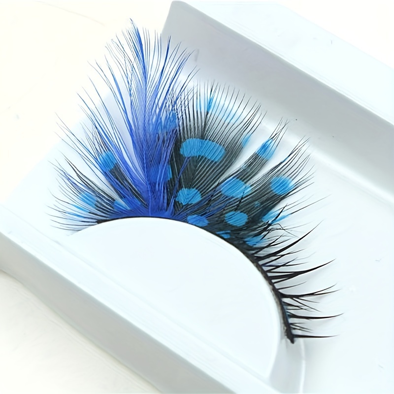 

Faux cils volumineux C faits à , 25mm+ style cosplay avec accents de plumes bleues, réutilisables pour et les fêtes