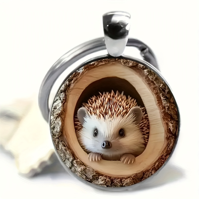 1pc Hedgehog In Wooden Keychain - Fashionable Style, Alloy, For Birthday And Festival Gifts, Party Gift Additions, Lightweight And