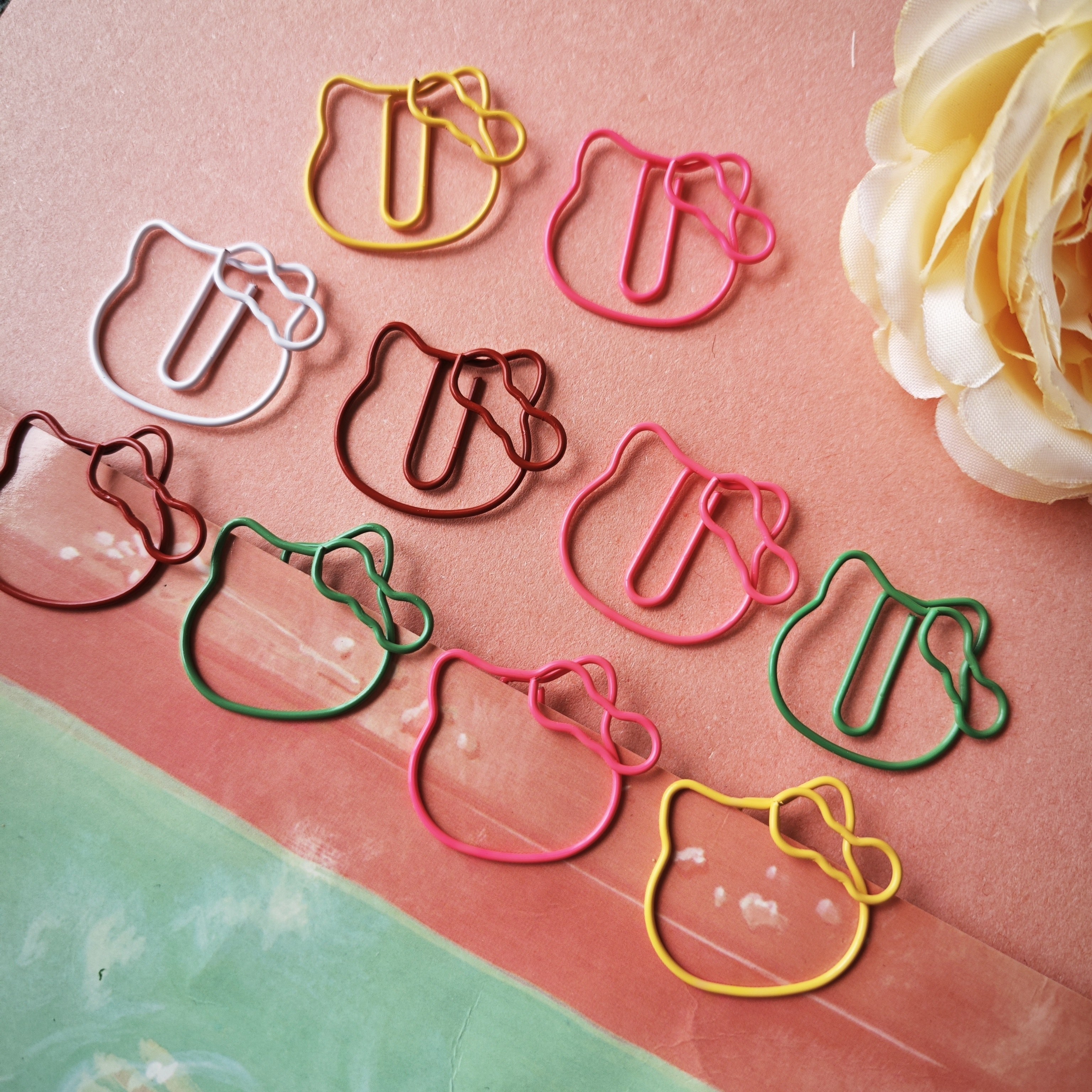 20pcs cat shaped metal paper clips cute animal design in 5 random colors creative office supplies gifts for cat lovers