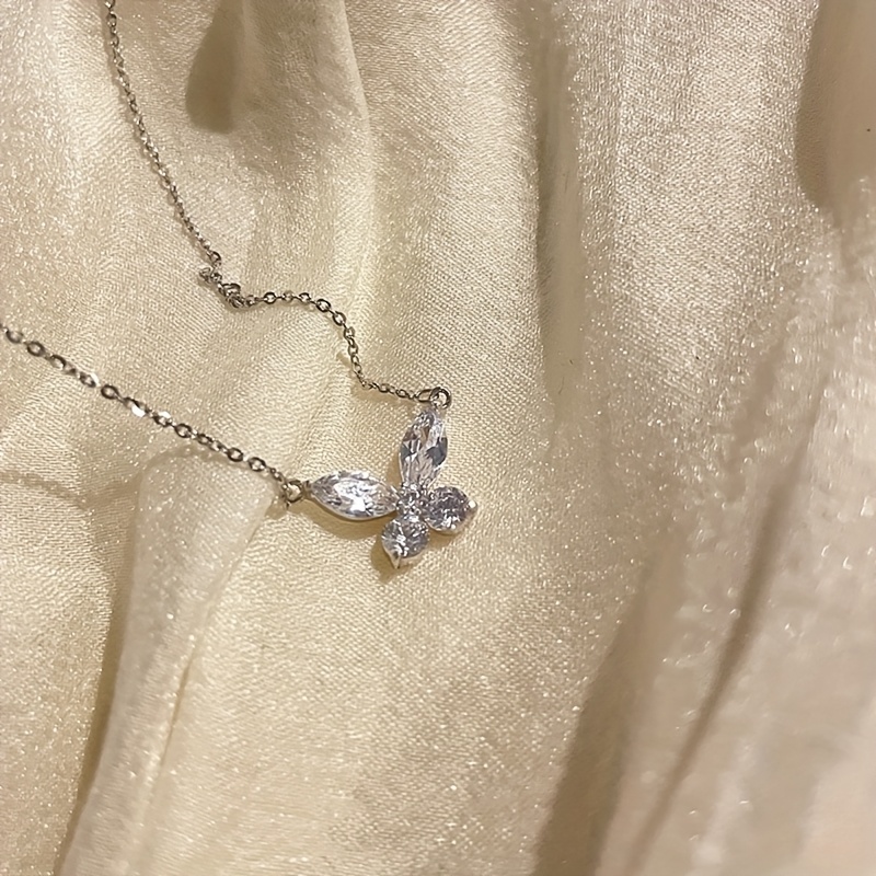 1pc Women's Fashion Chain Necklace Pendant Necklace Sparkling Synthetic Zirconia Decor Necklace Sweet Easy Style Neck Chain Suitable For Women' Wear Jewelry