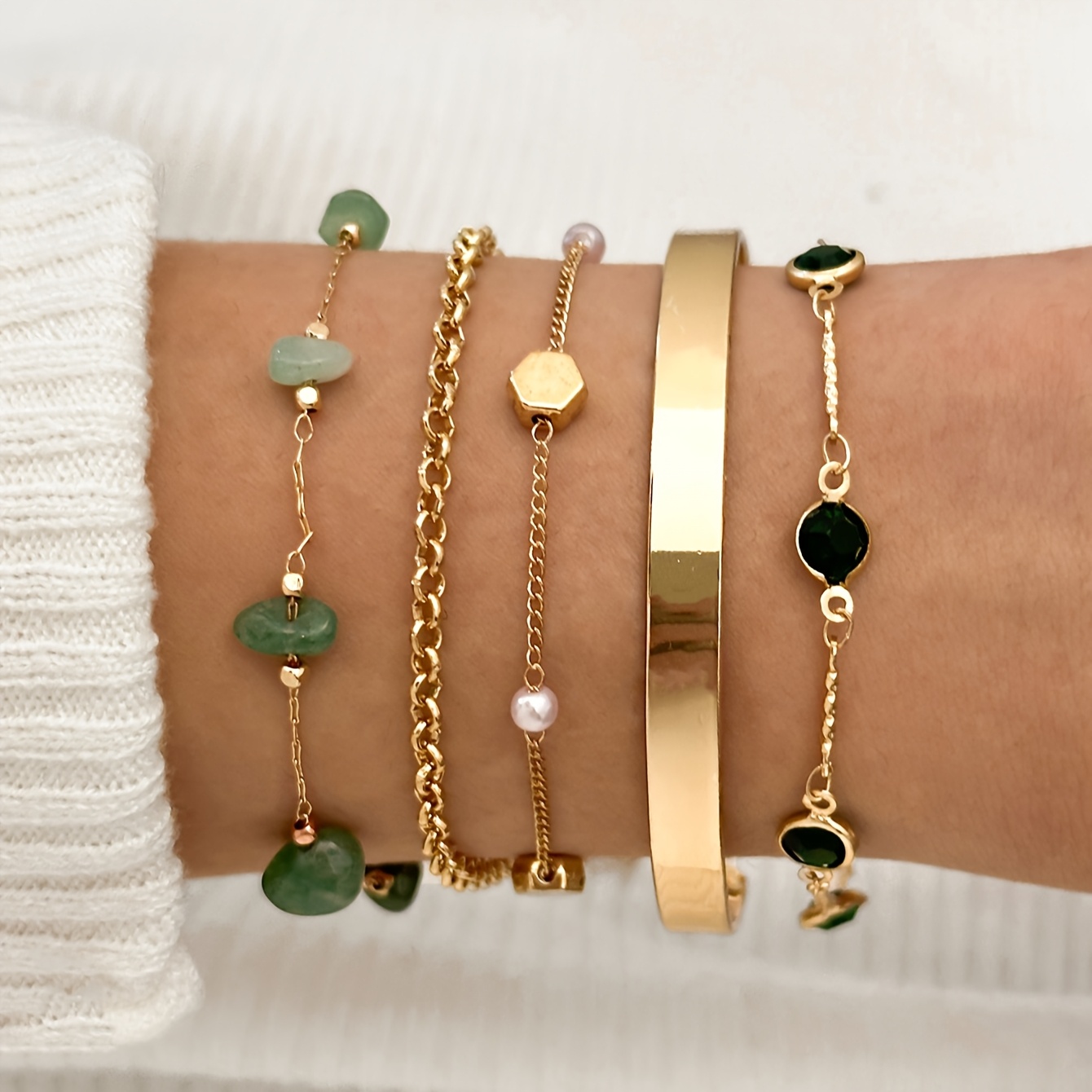 Image of Set Of 5: Iron Hoop Open Bangles, Iron Chain Imitation Stone Bracelets, Green Rhinestone And Pearl Bracelet Combination. Vintage Elegant Fashion, Perfect For Gifting During Holidays, Vacations