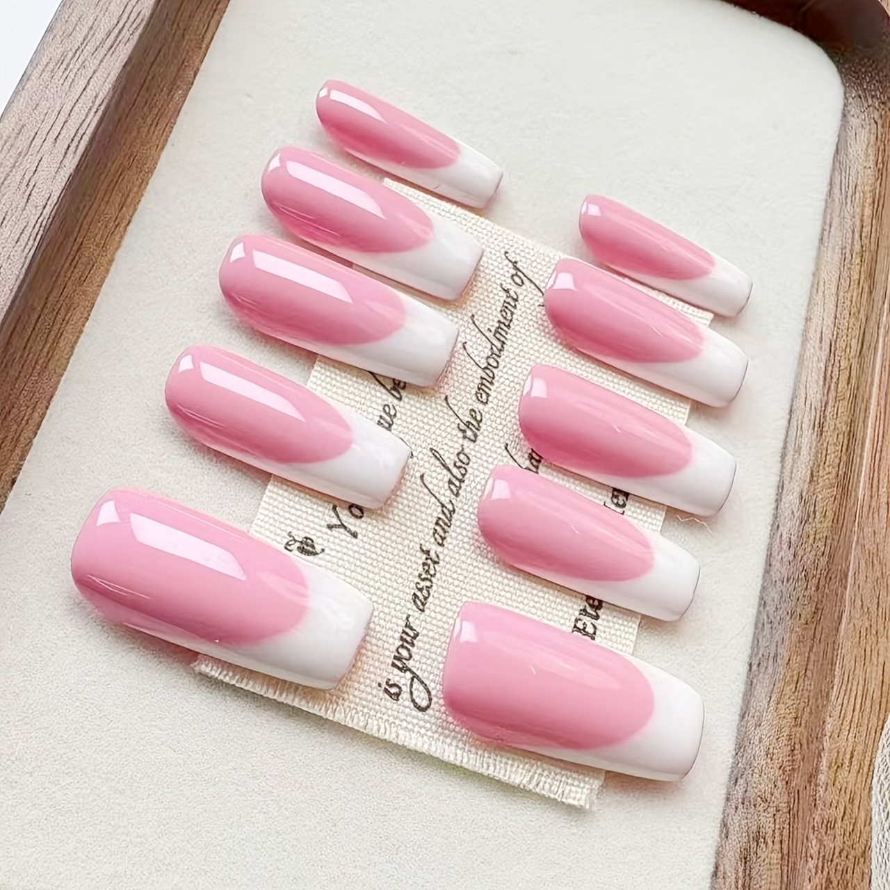 TEMU Set da 10 Unghie Finte Rettangolari di Media Lunghezza 100% Fatte a , con Design a Blocchi di Rosa e in Stile Francese. La Met� 癡 di un Rosa di