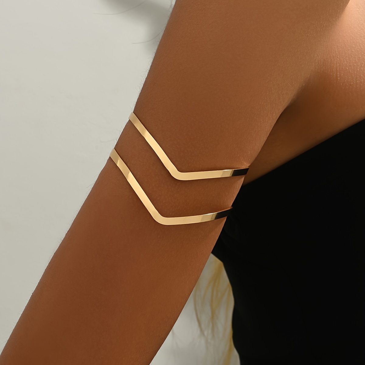 Women's Bohemian Retro Geometric V-Shape Double Layer Open Bangle