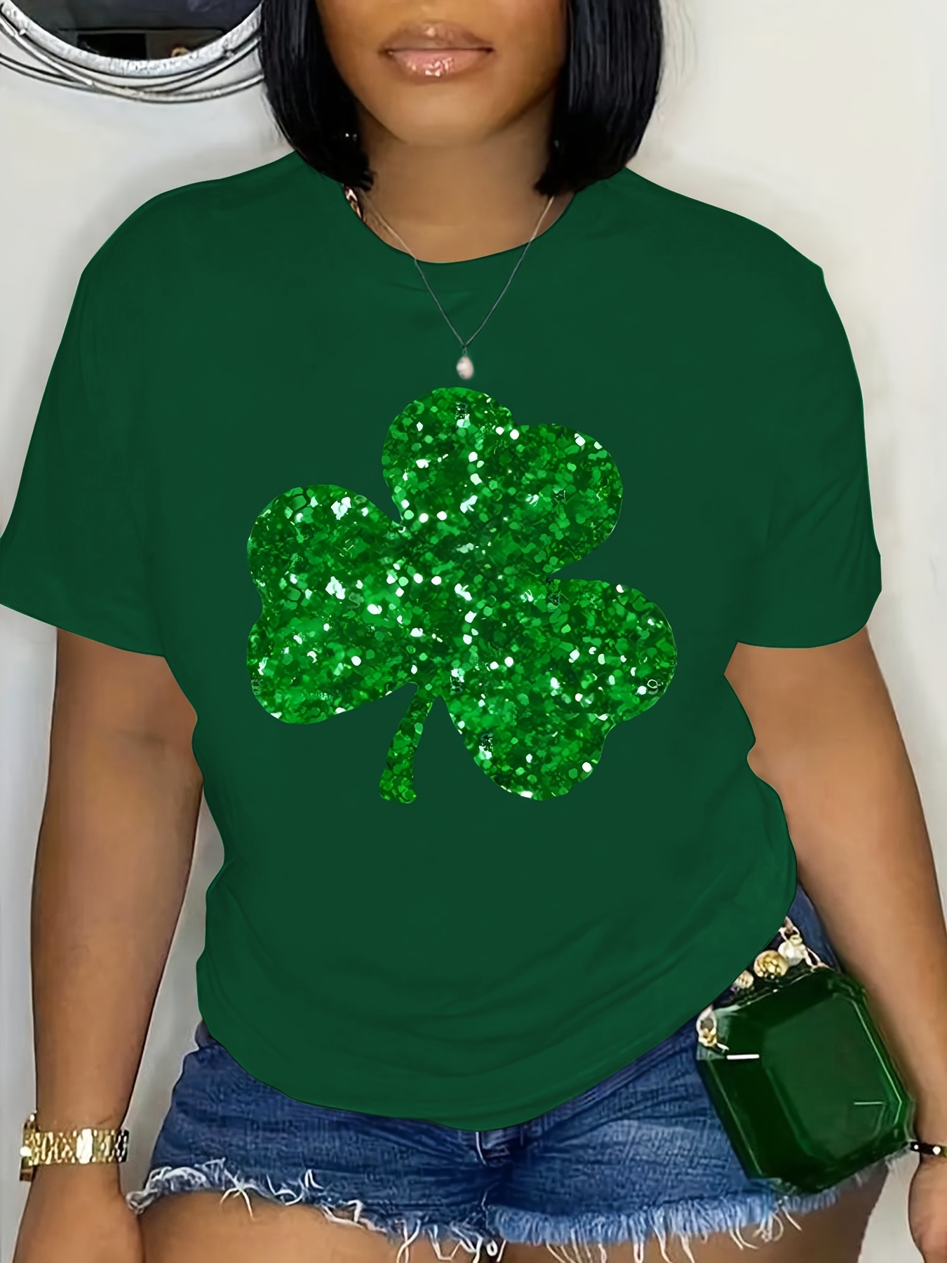 St. Patricks Day Shirts for Women Round Neck Green Four Leaf Clover  Pullover Shirts Plus Size Workout St. Patrick's Day Tops