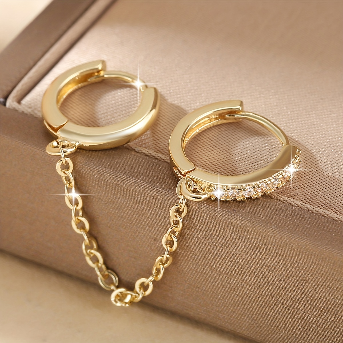1pc Of Luxurious Temperament Copper Inlaid Synthetic Zirconia Double Ear Hole Chain Ear Clip Trendy Women's Earrings Birthday Party Gift