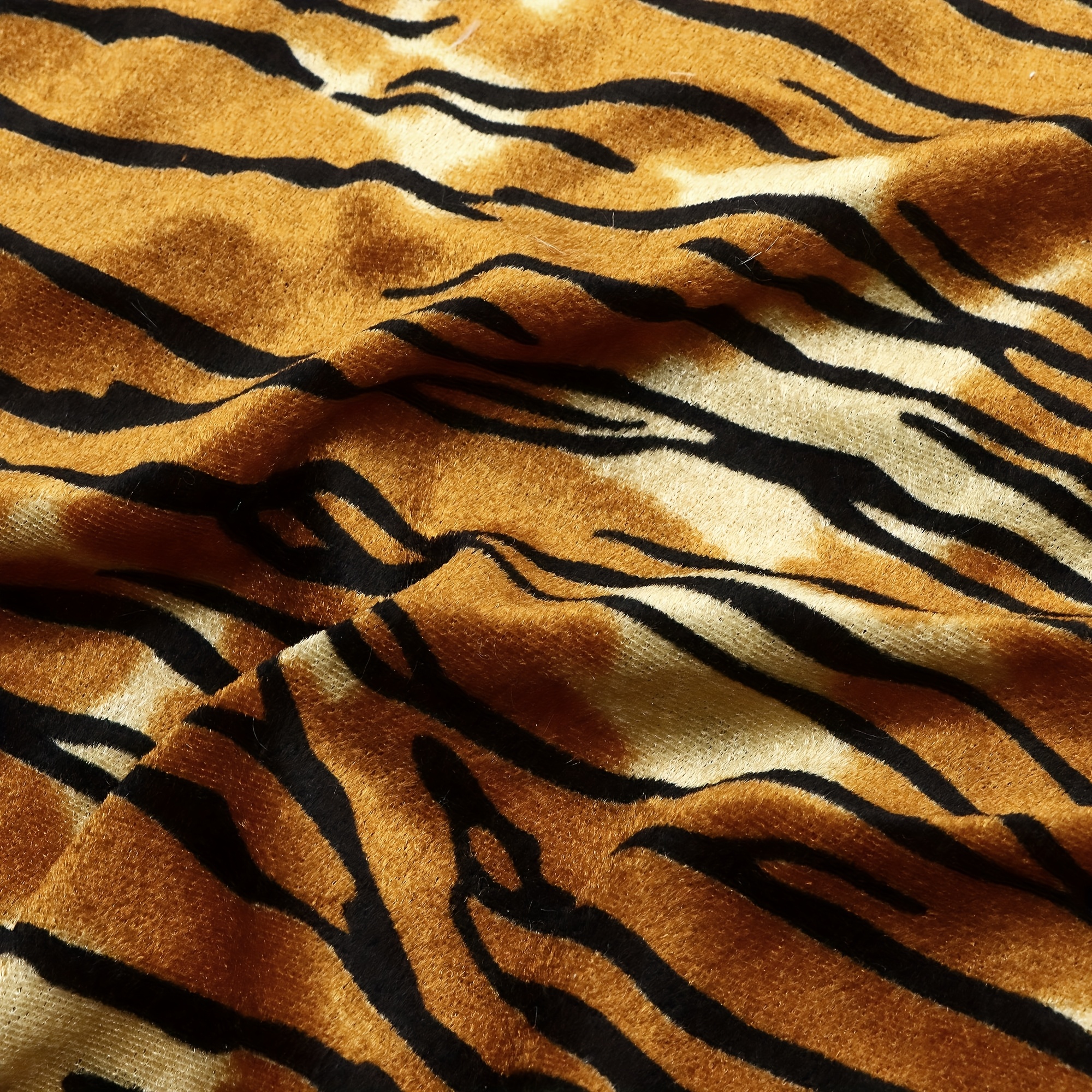 19.68x59 Inches, Tiger Patterned Polyester Plush Material, Perfect For Crafts, Role-playing, Bags, Interior Decoration