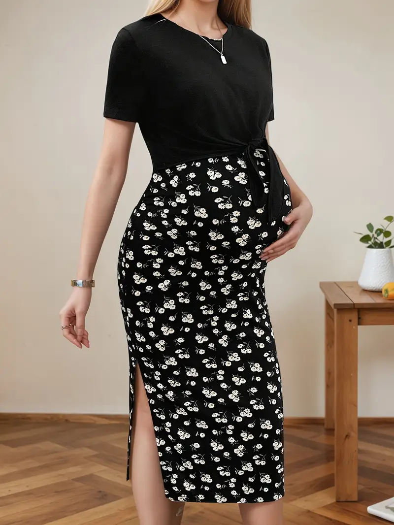 2pcs Set: Solid Color T-Shirt Top And Adjustable Waist Floral Side-Slit Fitted Maternity Dress 2pcs Set: Solid Color T-Shirt Top And Adjustable Waist Floral Side-Slit Fitted Maternity Dress