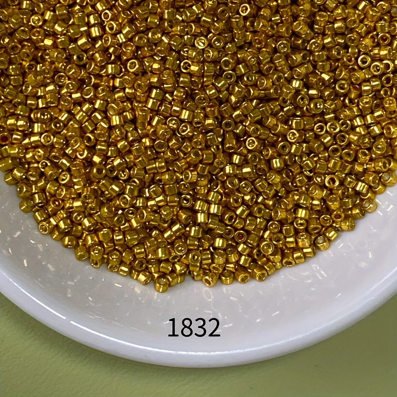 TEMU 1 Pack 10g/0.035oz 2000pcs Premium Delica Beads 1.6mm/0.063inch Vintage Seed Beads, Uniform Size Loose Seed Beads For Jewelry Making Mountain