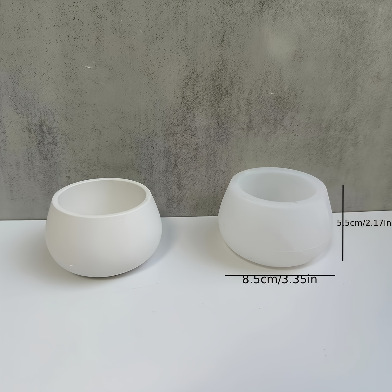 Image of Round Candle Cup Silicone Mold