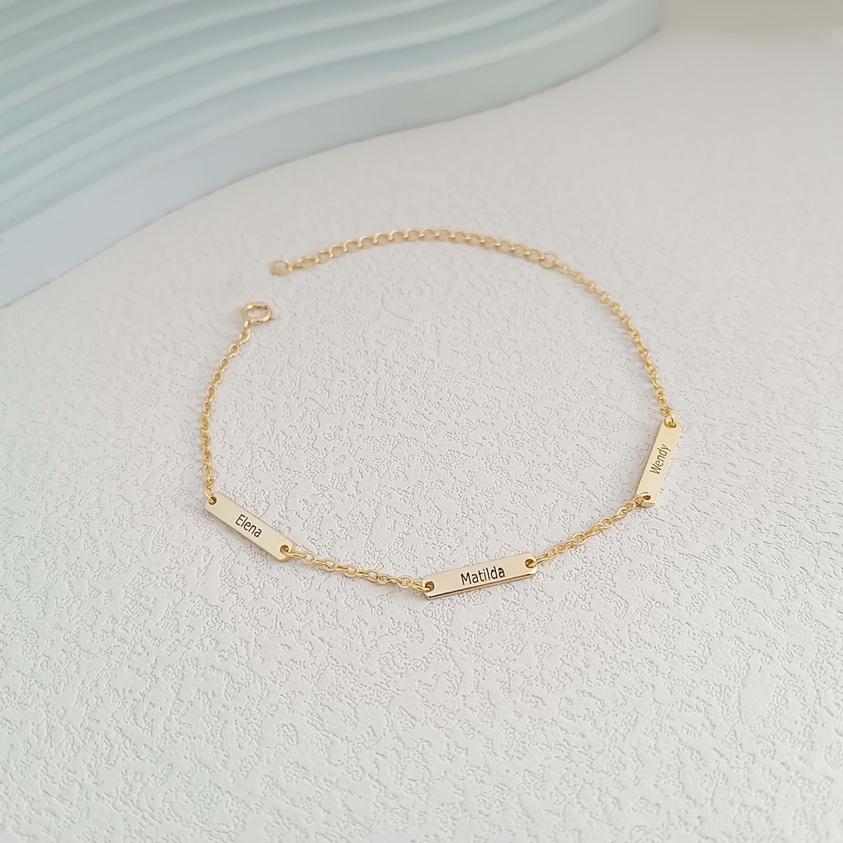 Custom Personalized 1-3 English Name Pendant Bracelet — 18K Gold-Plated