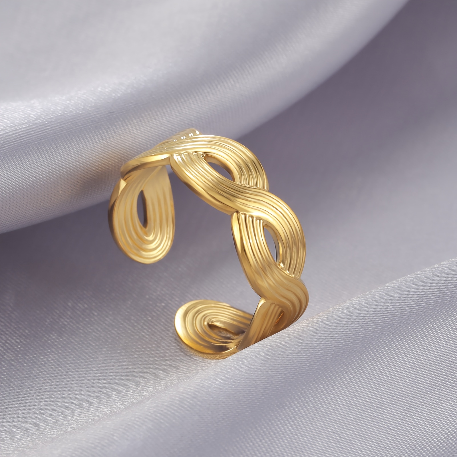Stainless Steel , Simple And Elegant Style, Flat Twisted Surface, Women's Adjustable Ring, Suitable For Daily And Party Wear, Use