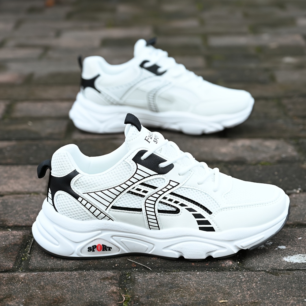 The New Casual Sneakers Are Lightweight And Breathable, Ensuring Comfort Throughout The Day. They Are Suitable for Running And Everyday Outdoor Activities, Featuring a Lace-Up Design And Double-Layer Mesh for a More Comfortable Fit